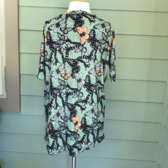 LuLaRoe Hi-Low Irma Tunic XXS Barely worn (soft) - Picture 3 of 8